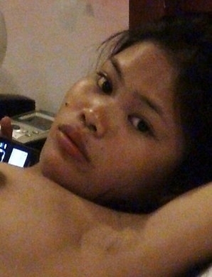 Raunchy Filipina bargirl Alona