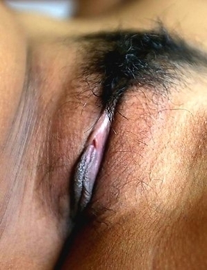 Perfect Thai girl Pauw fucked by white guy in hotel