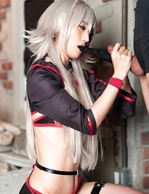 After the boyfriend licked Mizuke's palms, he started filling her mouth with sperm