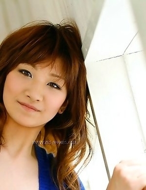 Queen from Japan Mami Shimomura shows off her lingerie sets