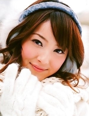 Nozomi Sasaki is so sensual while spoiling her titties