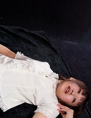 Karina Oshima wearing a pantyhose as she masturbates, she also gets thigh-fucked