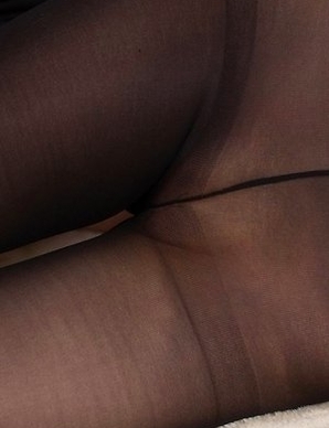 Black pantyhose babe Ayaka Mikami gets her feet and legs fucked on the floor