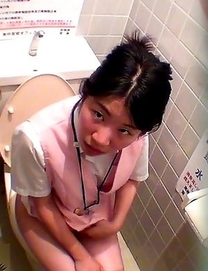 Japanese Piss Fetish Videos - Asian Girls Pissing - Fart, Pee and Flow 3