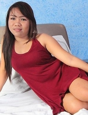 Chubby Filipina Arlene