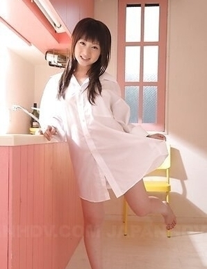 Miku Tamaru in white shirt shows big tits and enjoys drinking water.