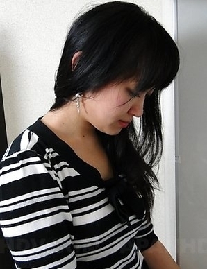 Hot Asian Risa Kurokawa takes panties off