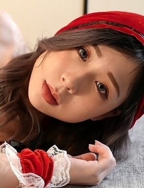 Commercial model Siyu Lin fucks the director after a long day of work