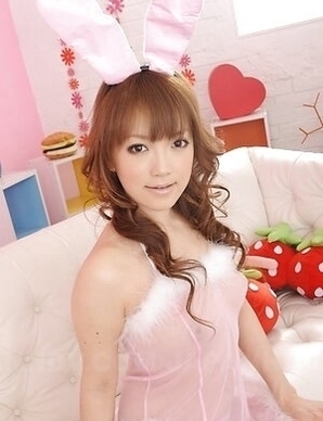 Sexy Nazuna Otoi is a sexy rabbit with hairy pussy